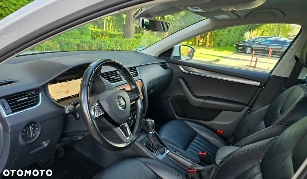 Skoda Octavia 2.0 TDI 4x4 Style DSG - 15