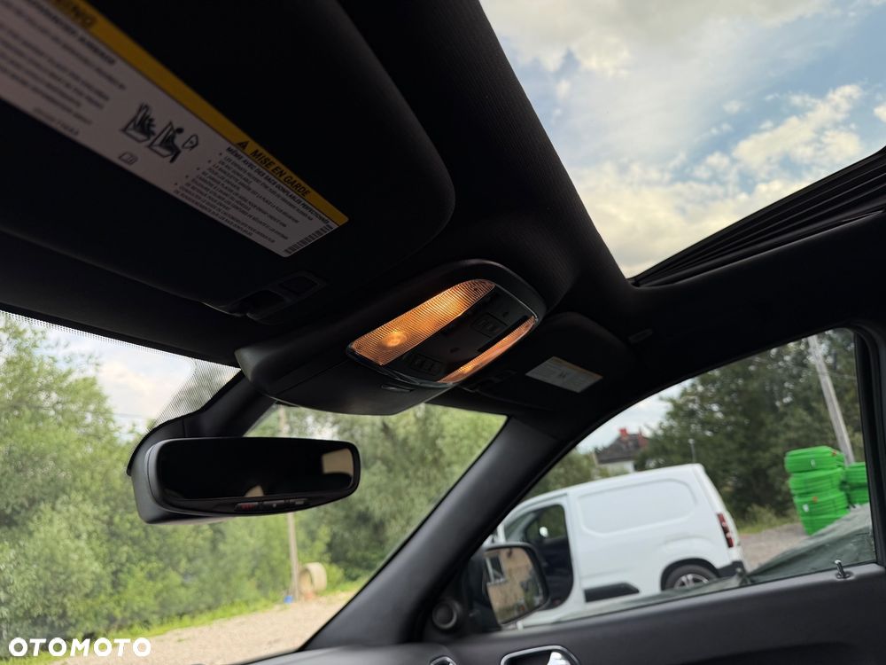 Dodge Durango 5,7 R/T - 32