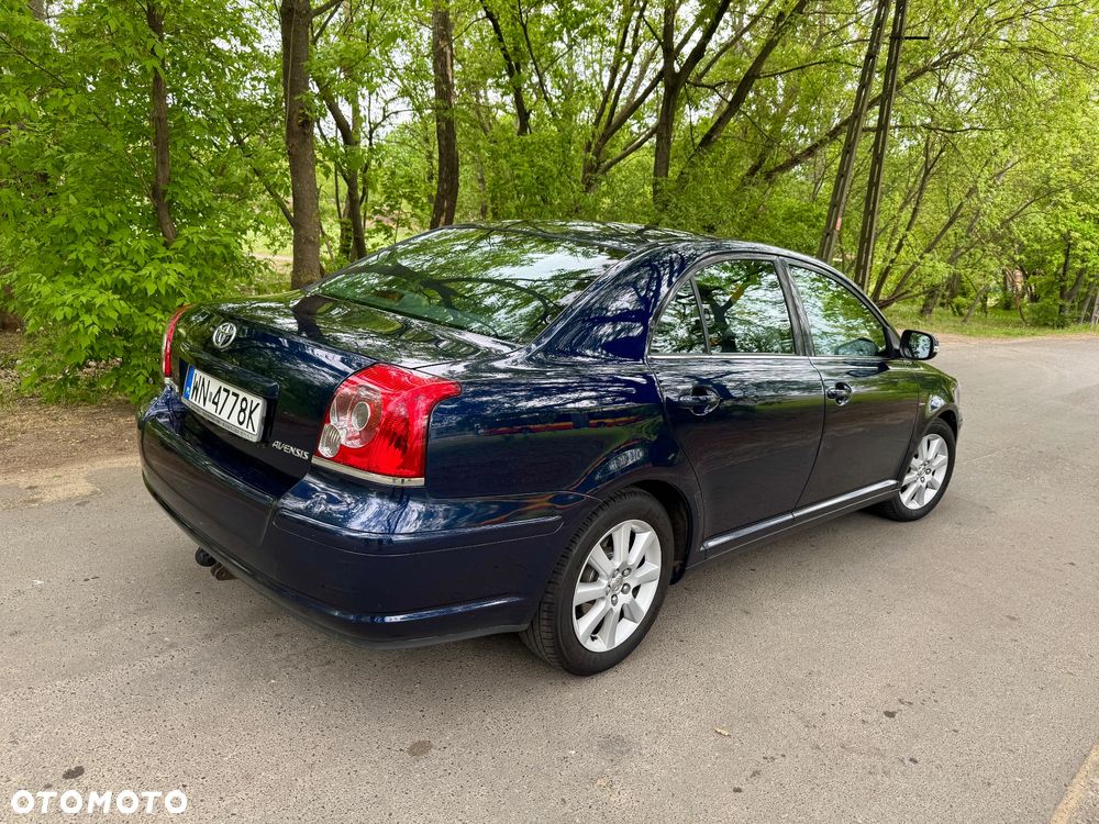 Toyota Avensis - 3