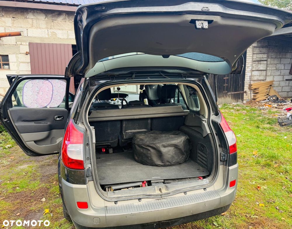 Renault Grand Scenic Gr 2.0 16V Privilege - 6