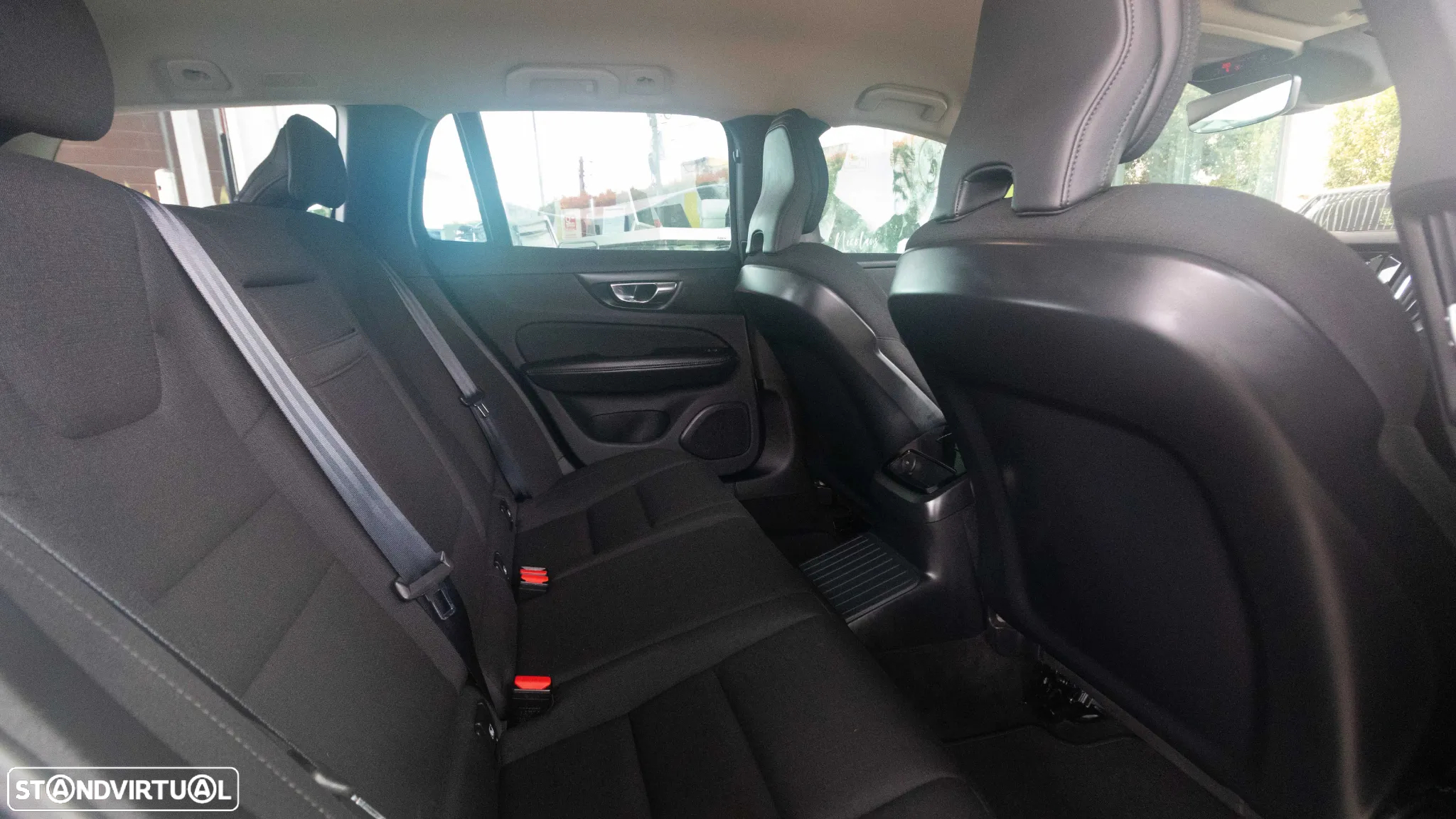 Volvo V60 2.0 T6 AWD TE Inscription Expression - 11