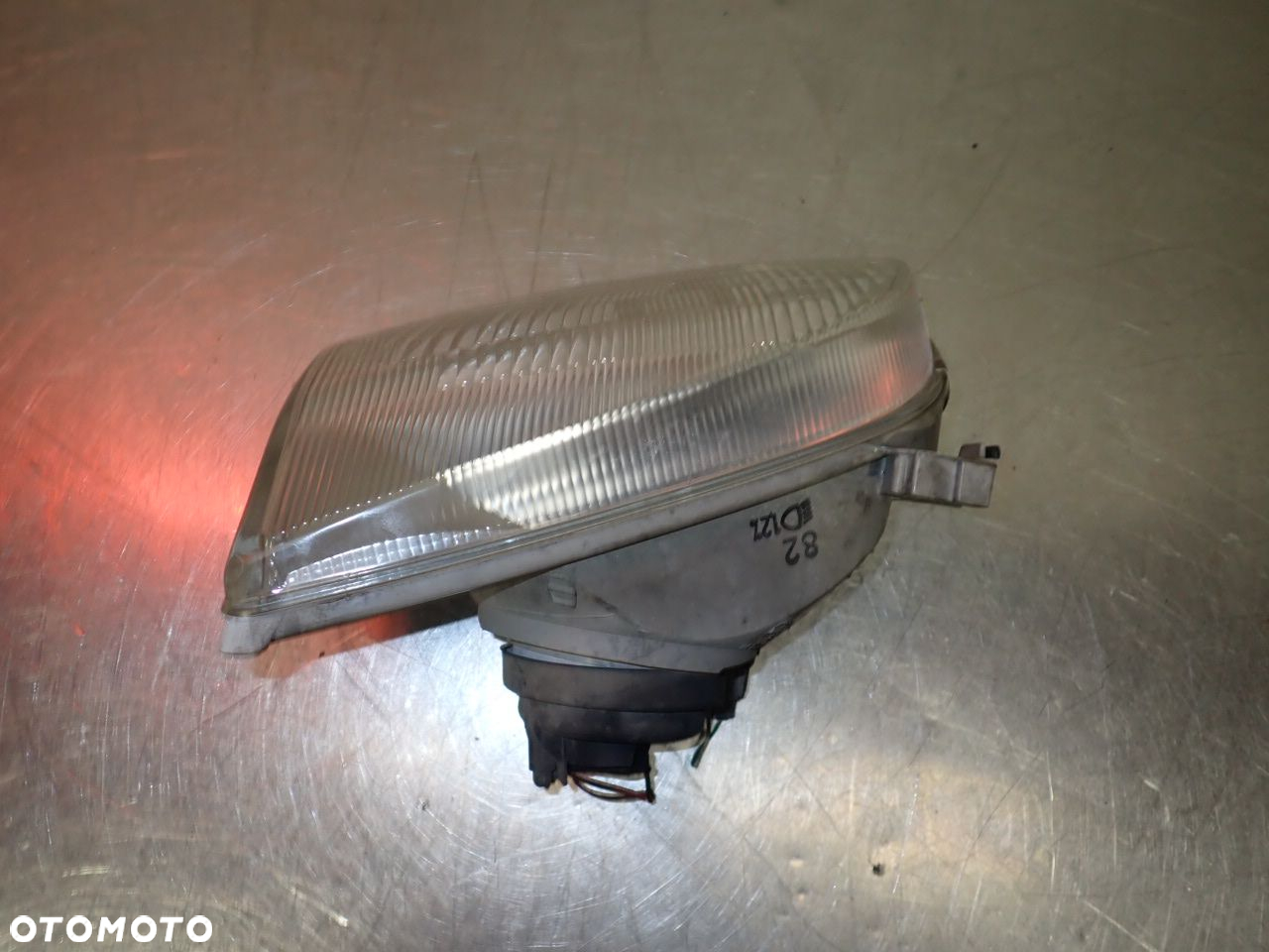 LAMPA LEWA PRZEDNIA TOYOTA STARLET V - 2