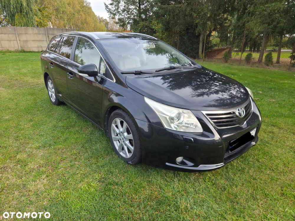 Toyota Avensis - 5