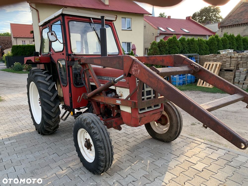 Case IH International 444 - 1