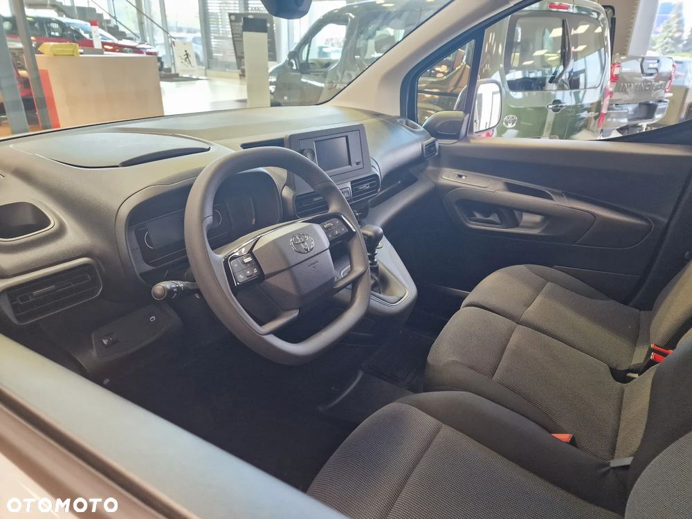 Toyota Proace City - 15