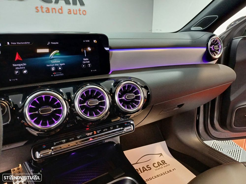 Mercedes-Benz CLA 220 - 20