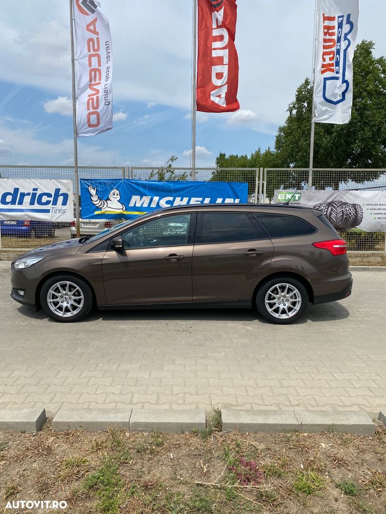 Ford Focus - 6