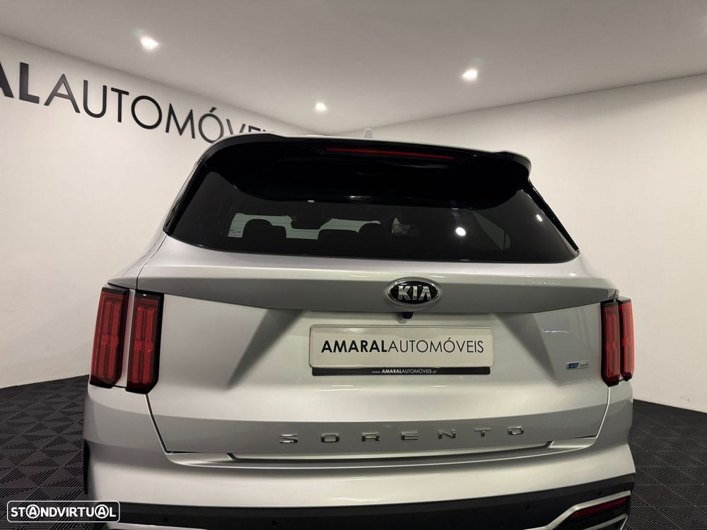 Kia Sorento 1.6 T-GDI HEV Concept - 18