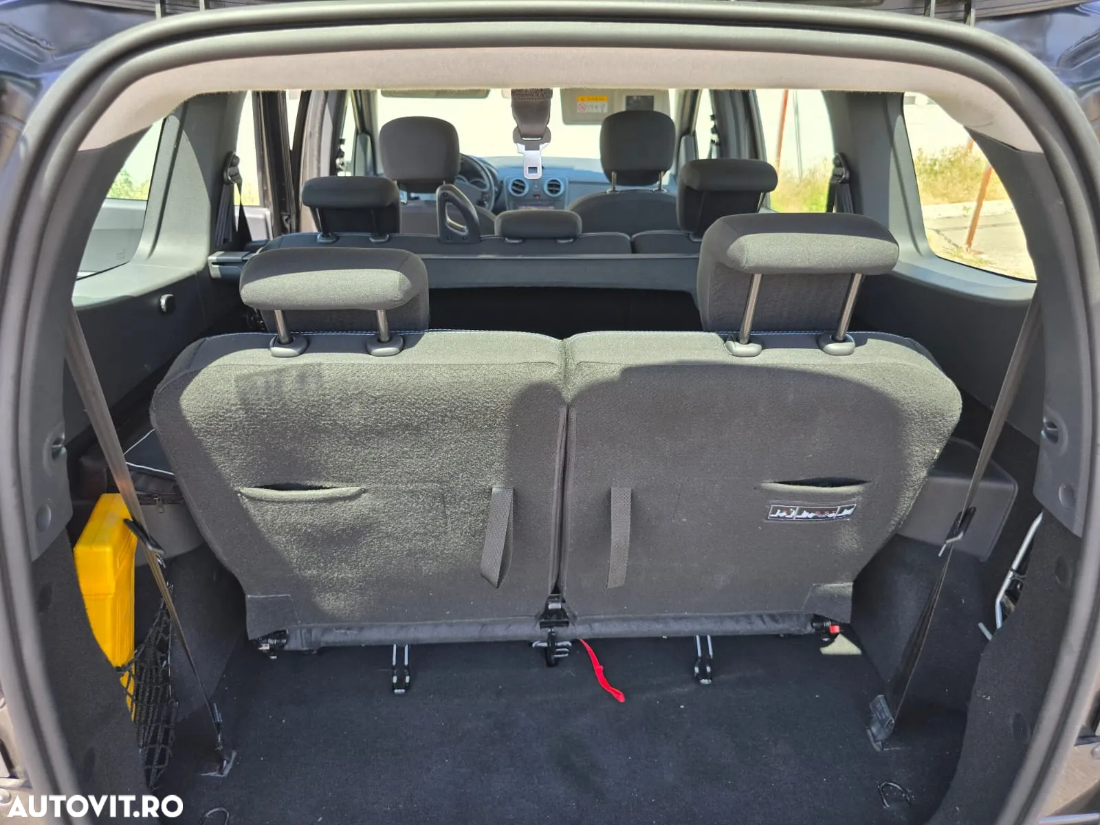 Dacia Lodgy 1.2 TCe 115 CP Stepway - 9