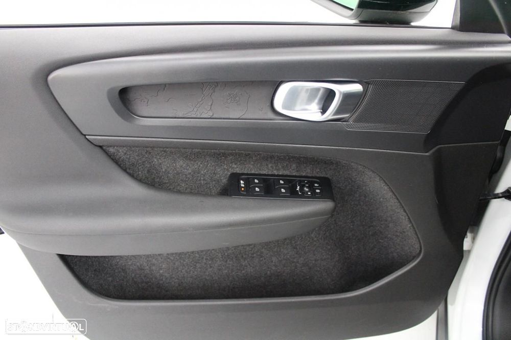 Volvo XC 40 Recharge 69 kWh Single Motor Core - 9