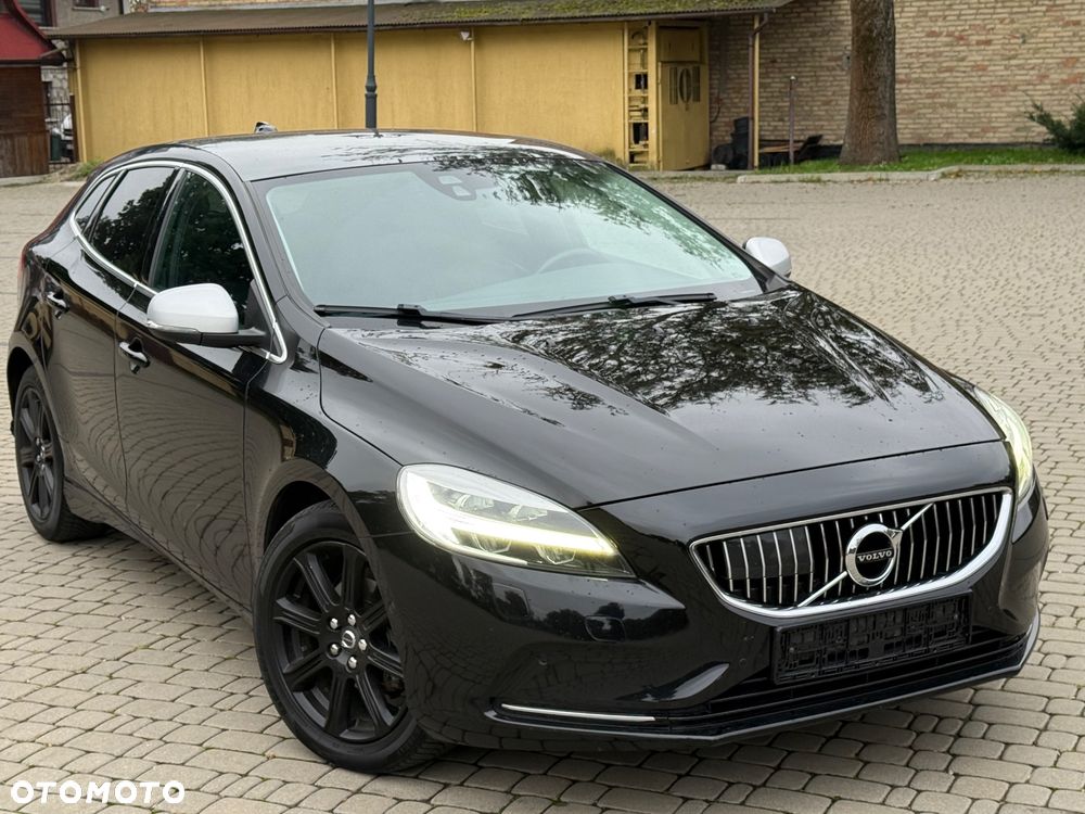 Volvo V40 D3 Inscription - 13