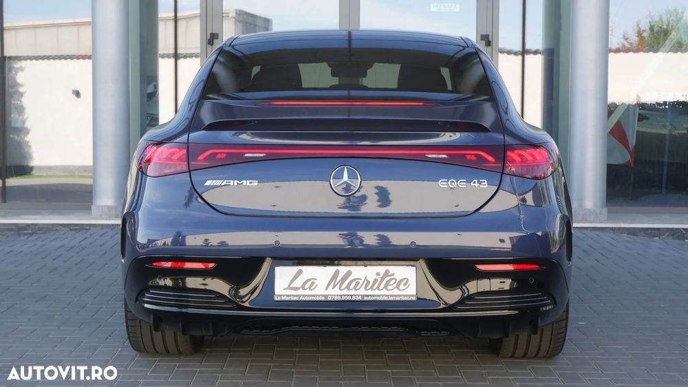Mercedes-Benz EQE AMG 43 4MATIC - 12