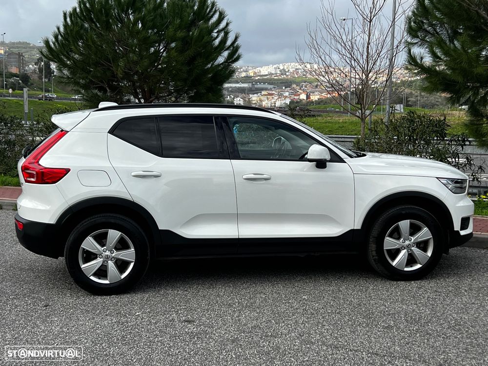 Volvo XC 40 1.5 T3 Tech Edition - 8
