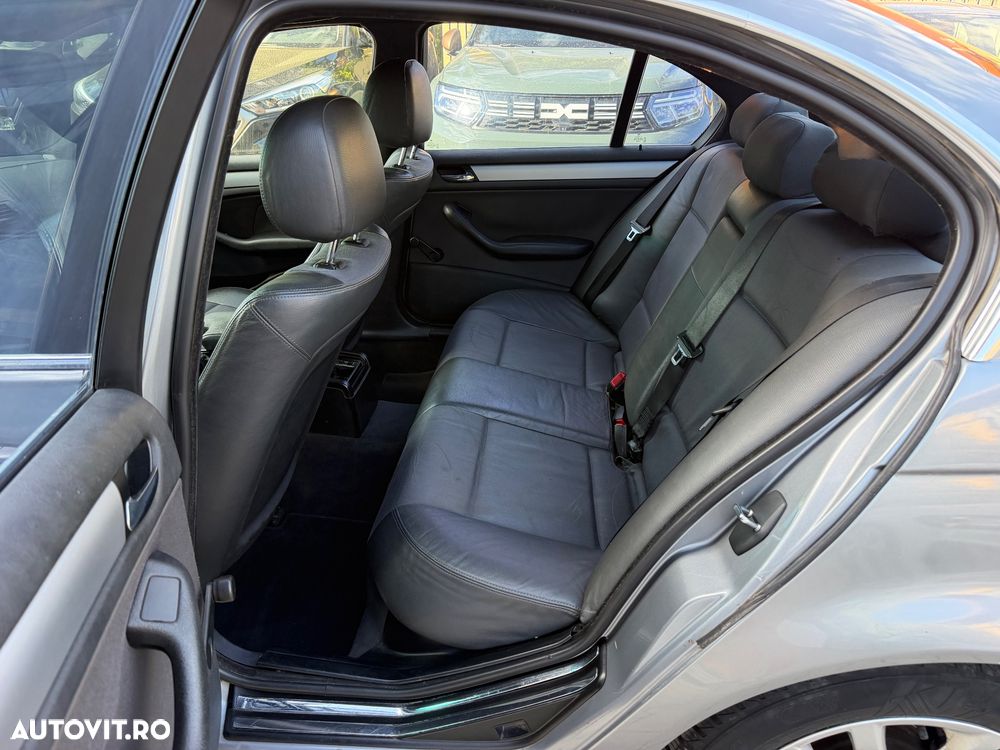 BMW Seria 3 316i Edition Sport - 14