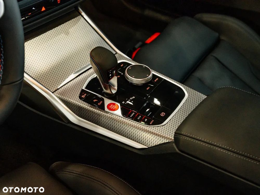 BMW M4 Competition M xDrive - 12