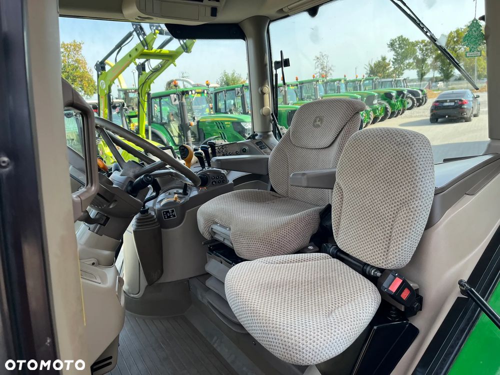 John Deere 6135 R - 11