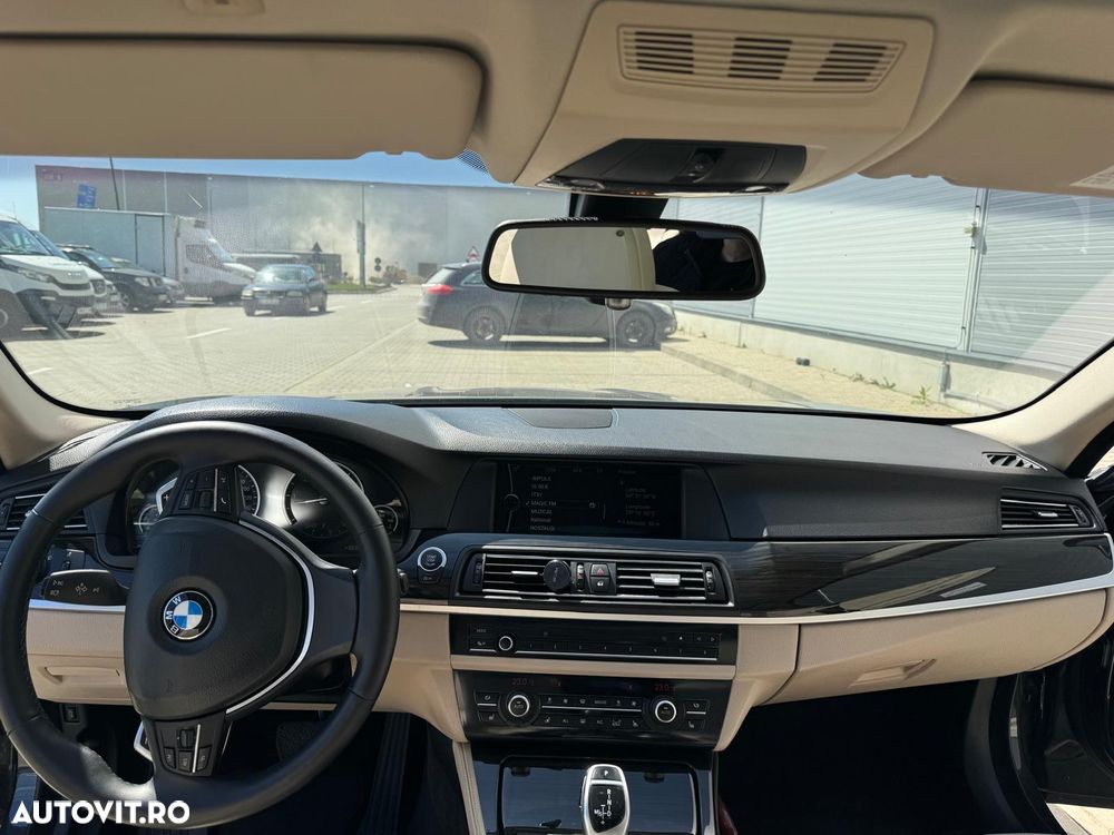 BMW Seria 5 535d xDrive - 14