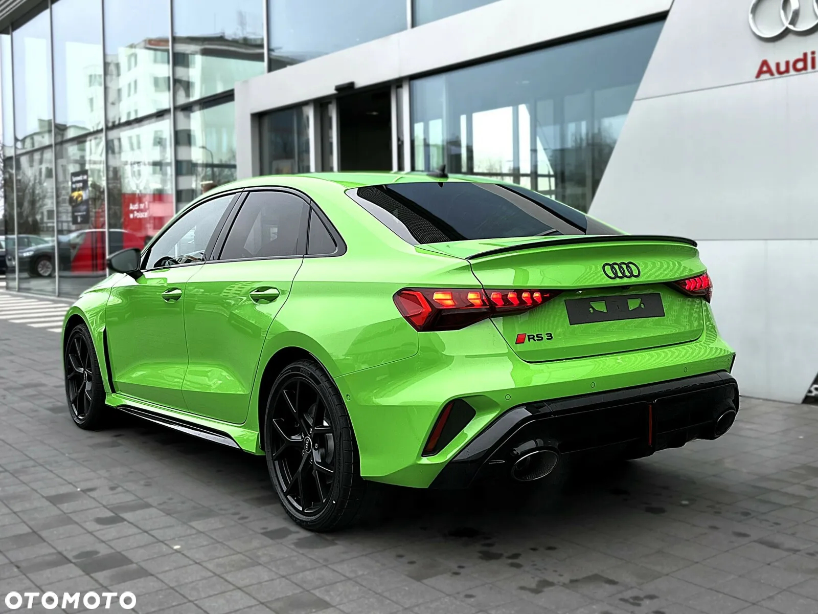 Audi RS3 Limousine - 3