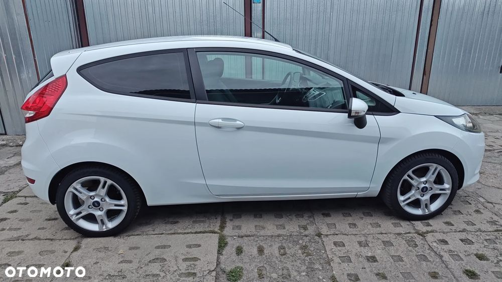 Ford Fiesta 1.4 TDCi Champions Edition - 7