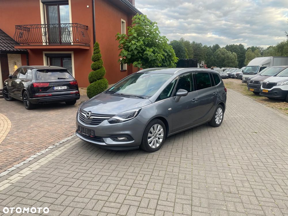 Opel Zafira - 1