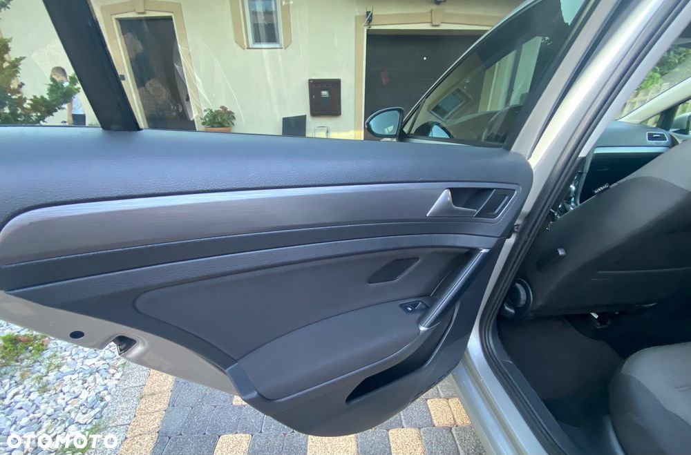 Volkswagen Golf 1.5 eTSI EVO United DSG - 18