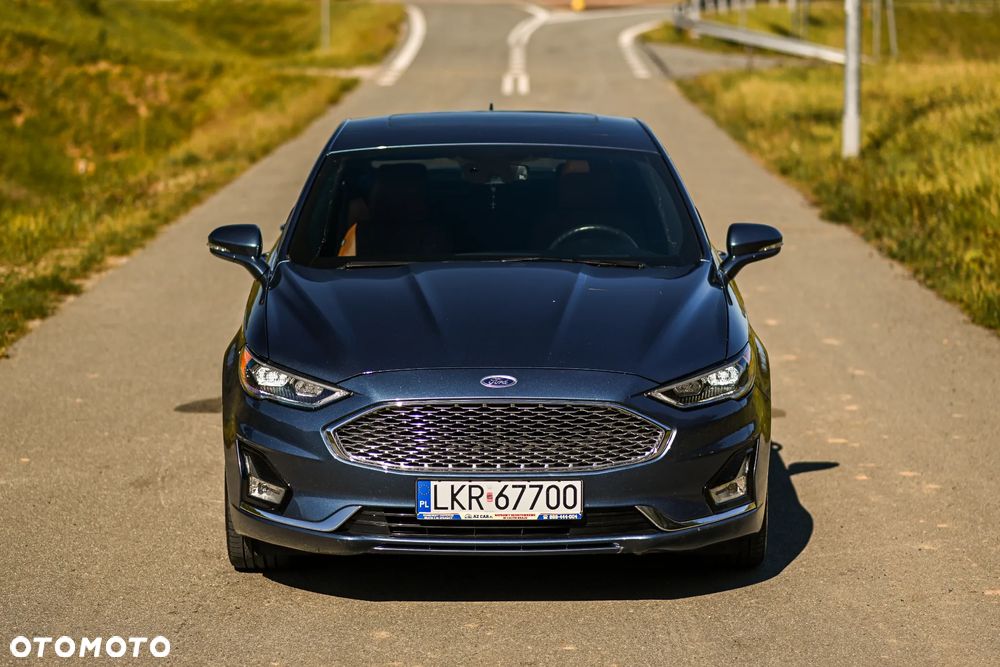 Ford Fusion - 11