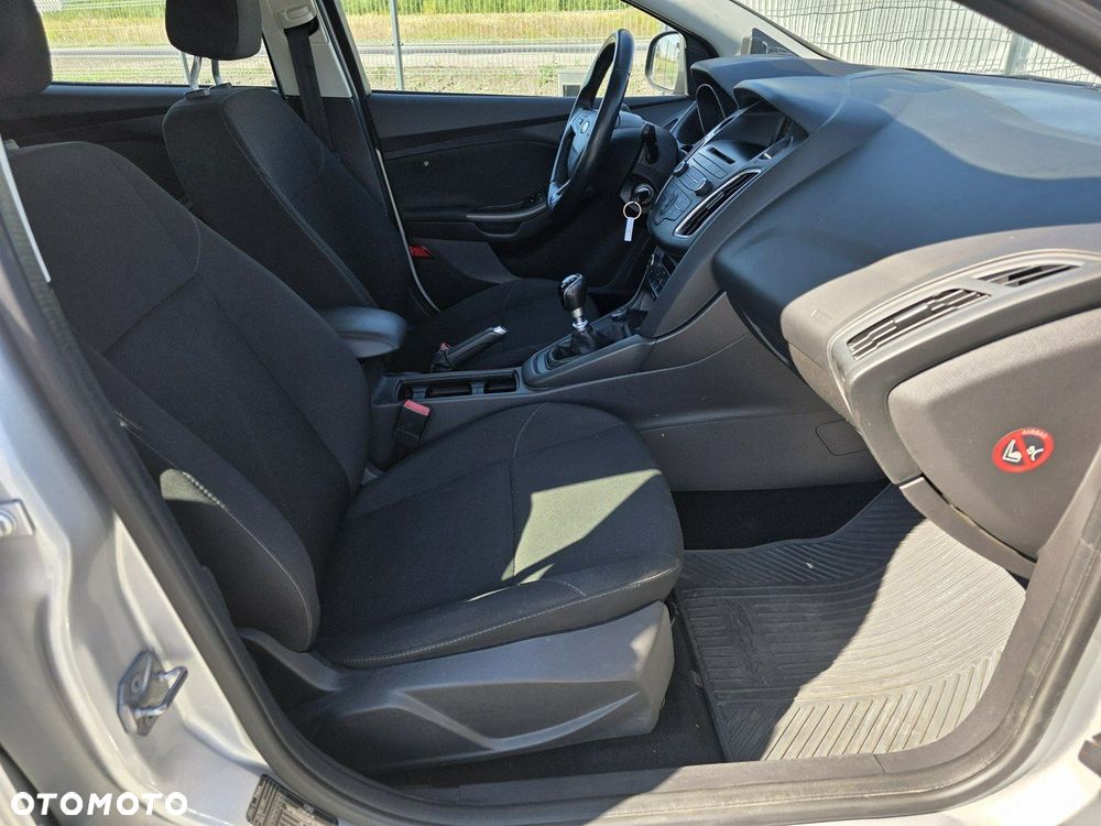 Ford Focus - 15