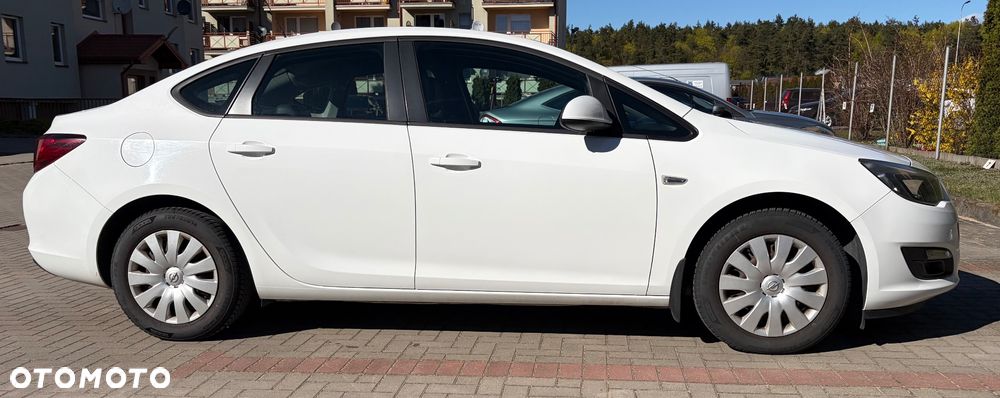 Opel Astra 1.6 Active EU6 - 4