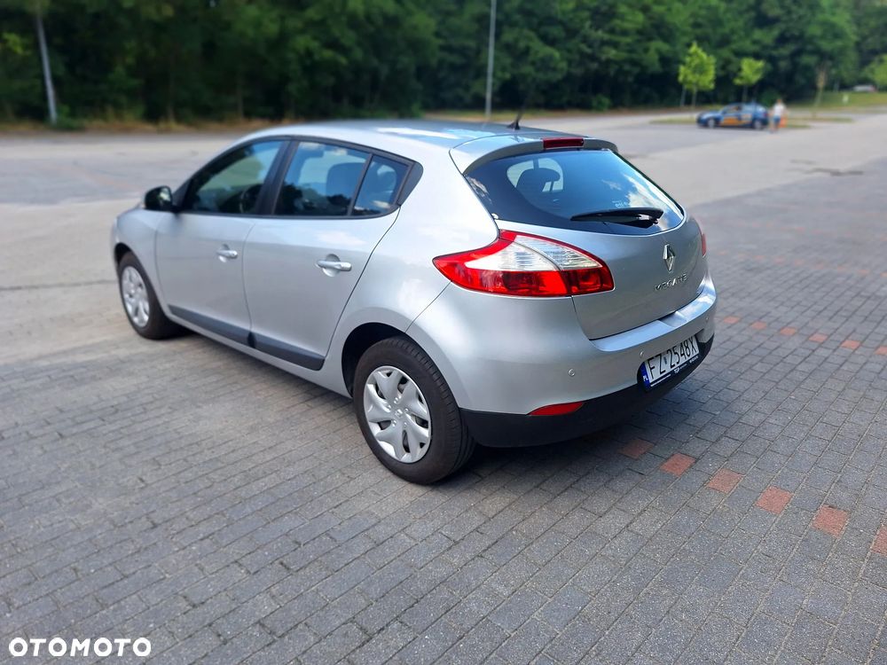 Renault Megane 1.6 16V Expression - 4