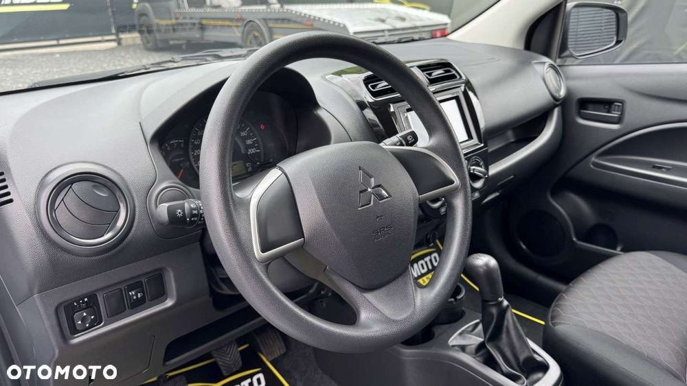 Mitsubishi Space Star - 33