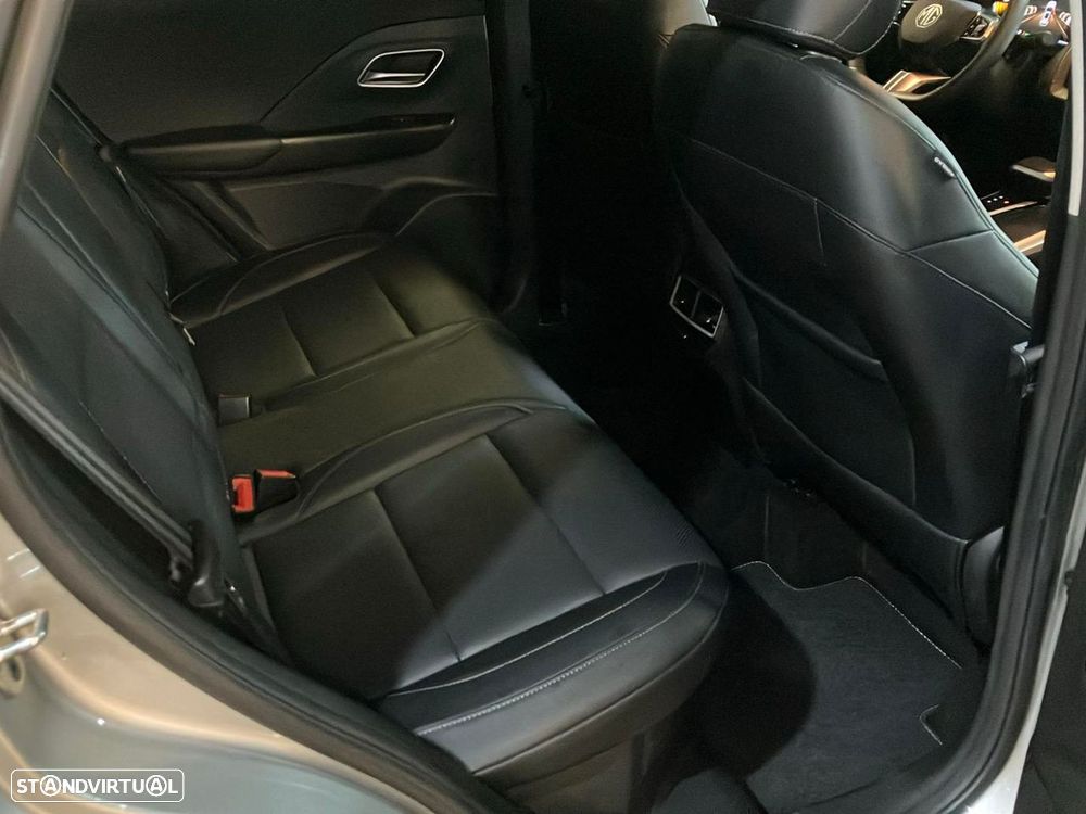 MG ZS 1.5 Hybrid+ Luxury - 17