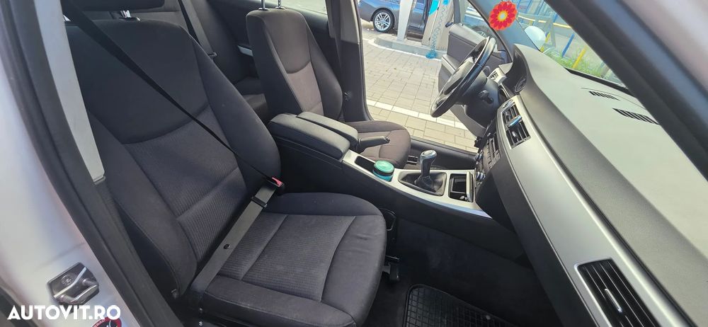 BMW Seria 3 318d - 9