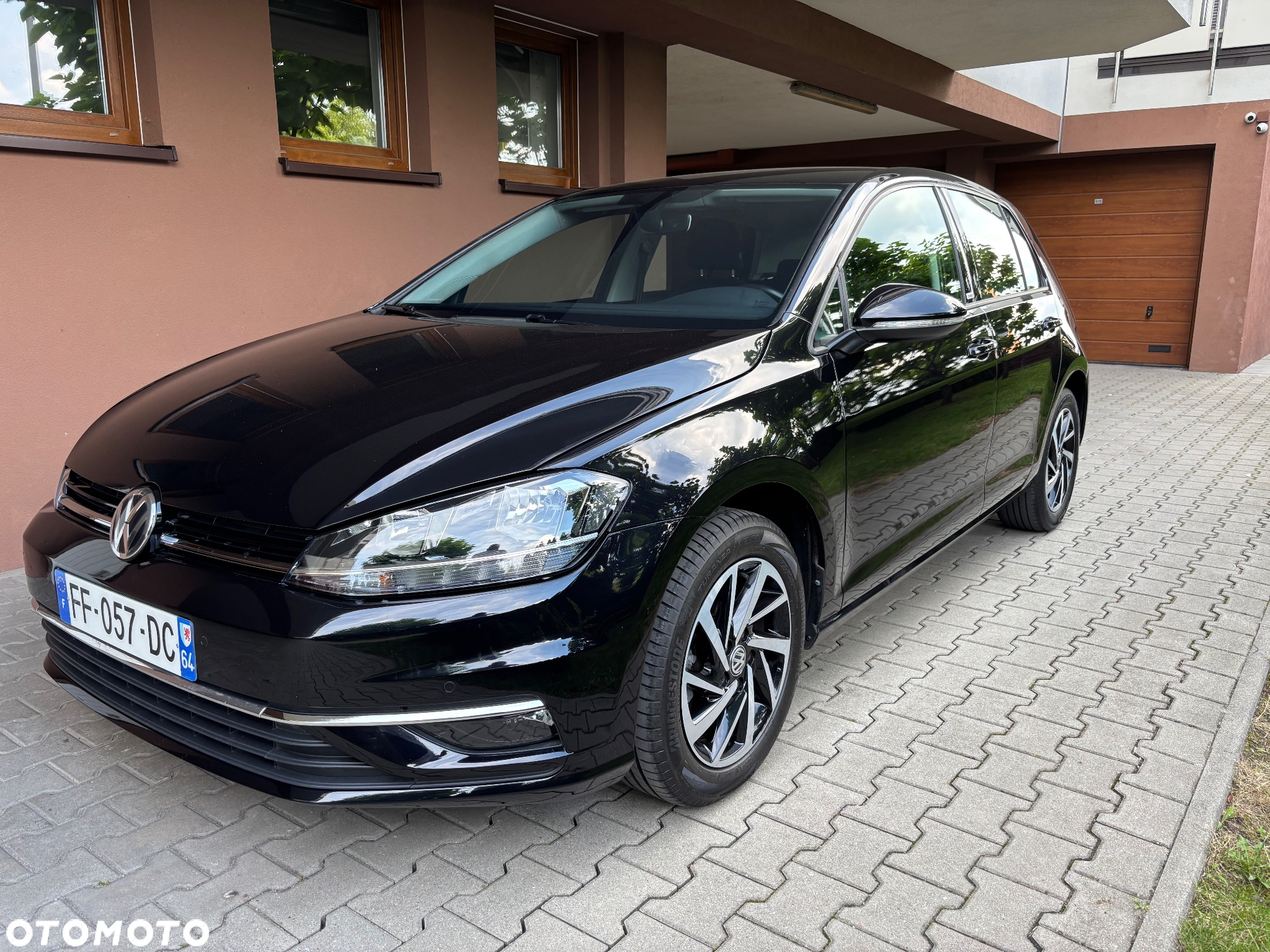 Volkswagen Golf 1.0 TSI OPF Comfortline - 4
