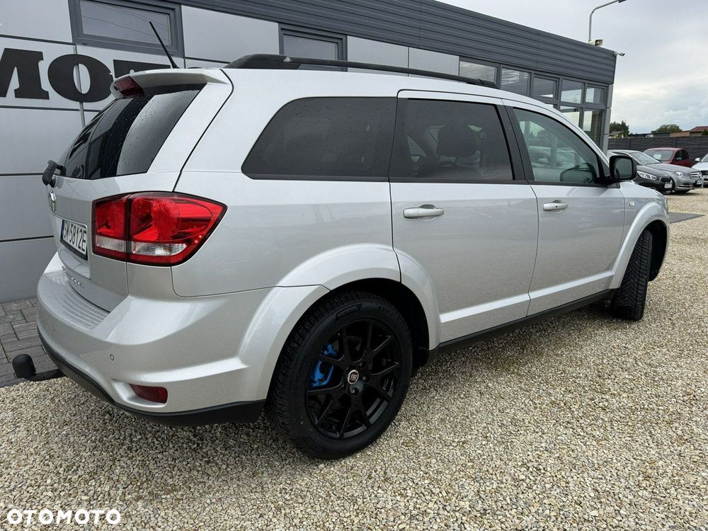 Fiat Freemont 2.0 Multijet Black Code AWD - 3