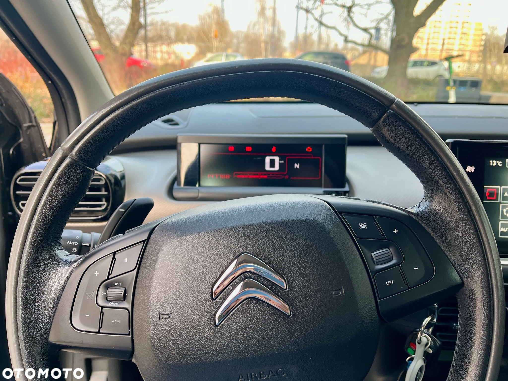 Citroën C4 Cactus 1.6 e-HDi Feel Edition ETG - 9