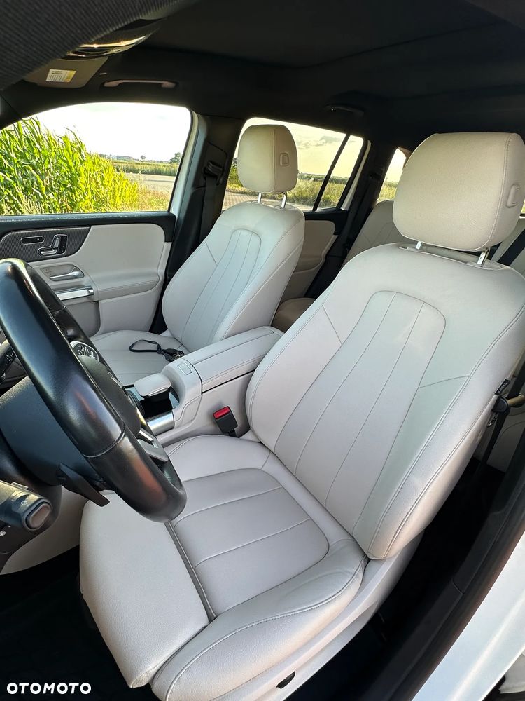 Mercedes-Benz GLB 250 Progressive 8G-DCT - 15