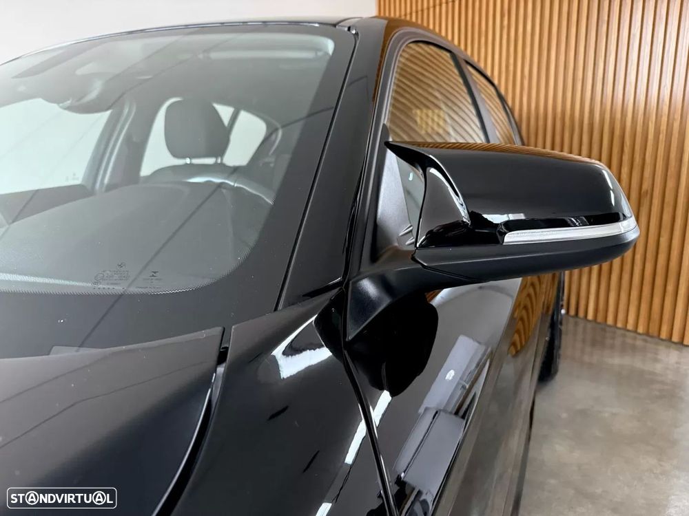 BMW 116 d Pack M - 37