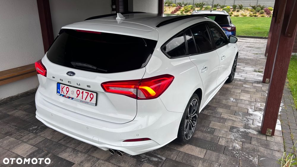 Ford Focus 1.5 EcoBoost ST-Line - 5