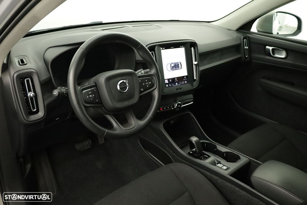 Volvo XC 40 2.0 B3 Essential - 7