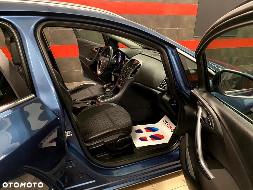 Opel Astra 1.4 Turbo Innovation - 24