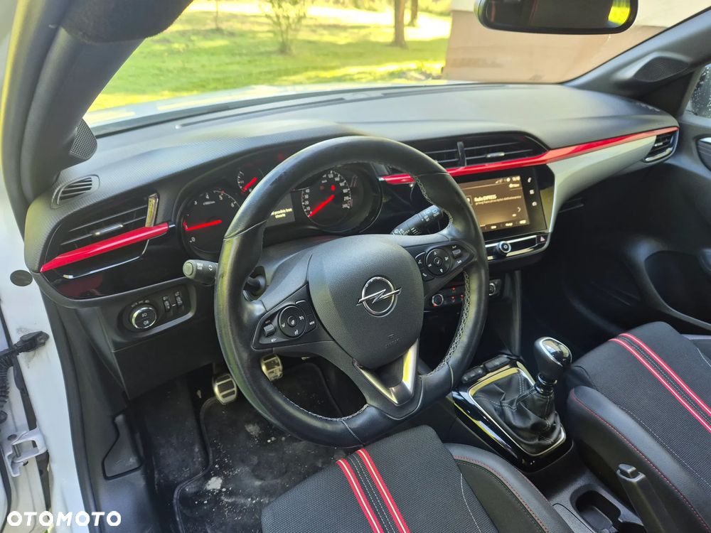 Opel Corsa 1.2 Direct Injection Turbo GS - 11