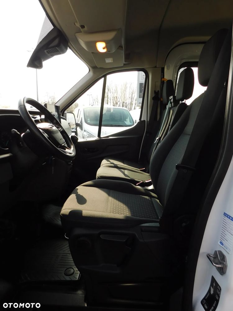 Ford Transit - 11