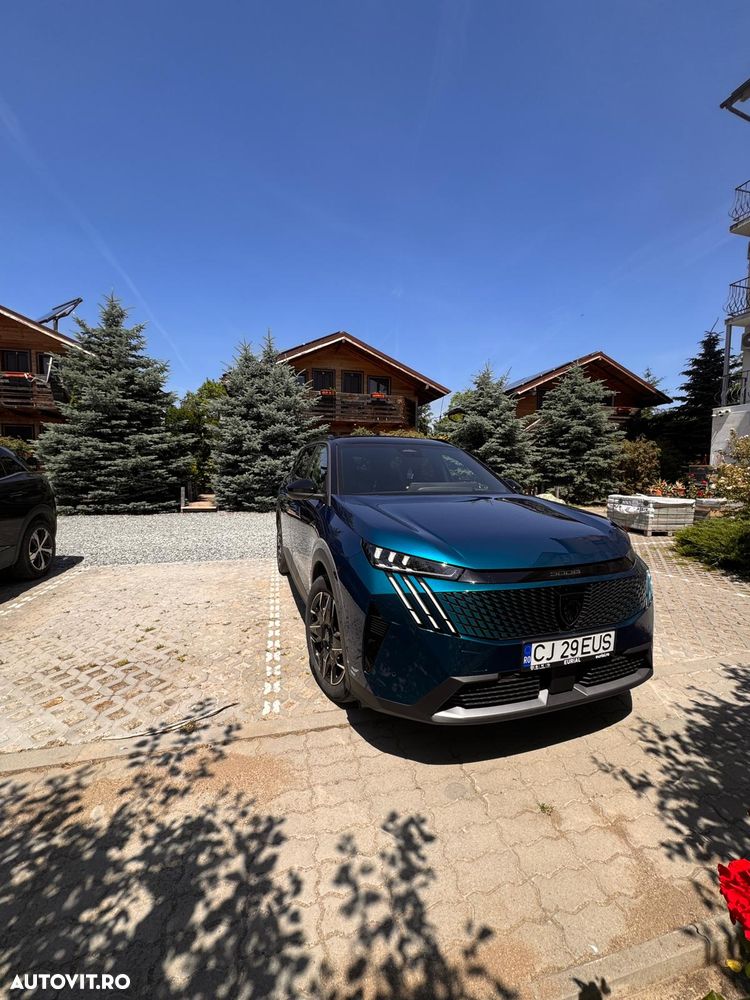 Peugeot 5008 1.2L 136 CP e-DCS6 MHEV GT - 1