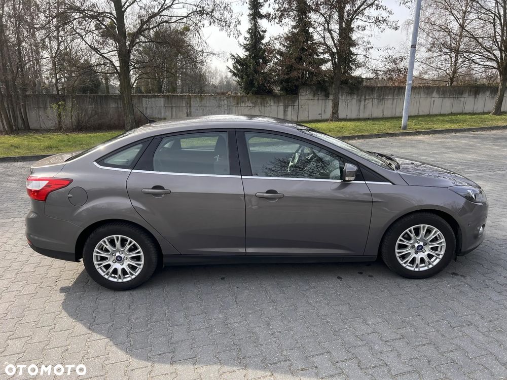 Ford Focus 1.6 EcoBoost Titanium - 10