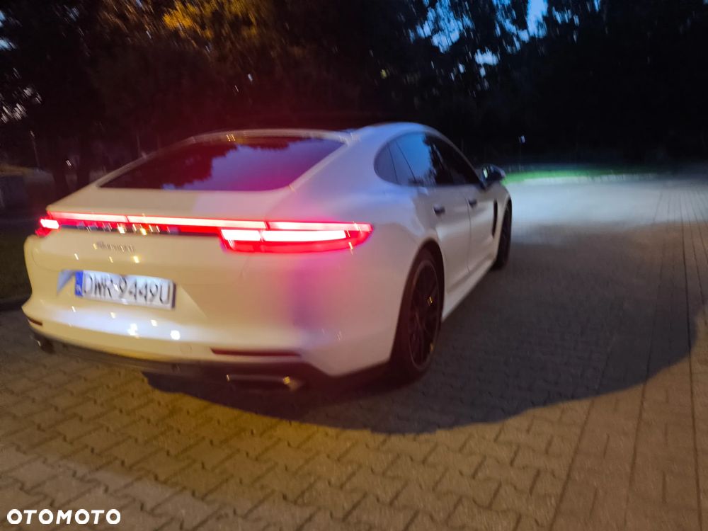Porsche Panamera Standard - 18