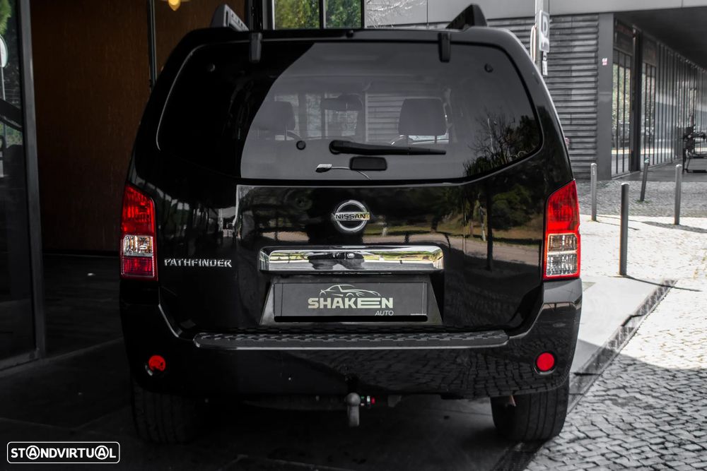 Nissan Pathfinder 2.5 dCi Aut. SE - 10
