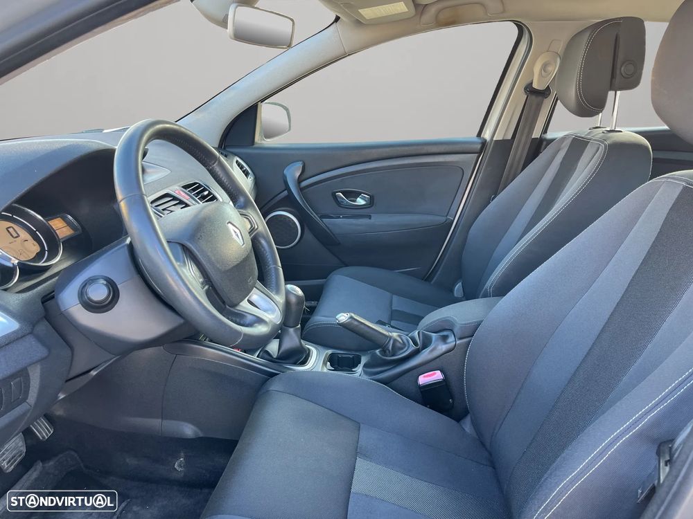 Renault Mégane Sport Tourer 1.5 dCi Dynamique - 9