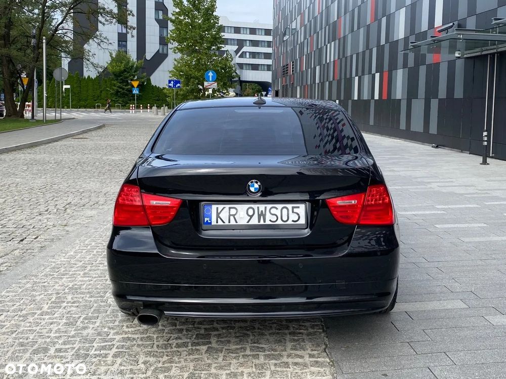 BMW Seria 3 320i Edition Lifestyle - 4