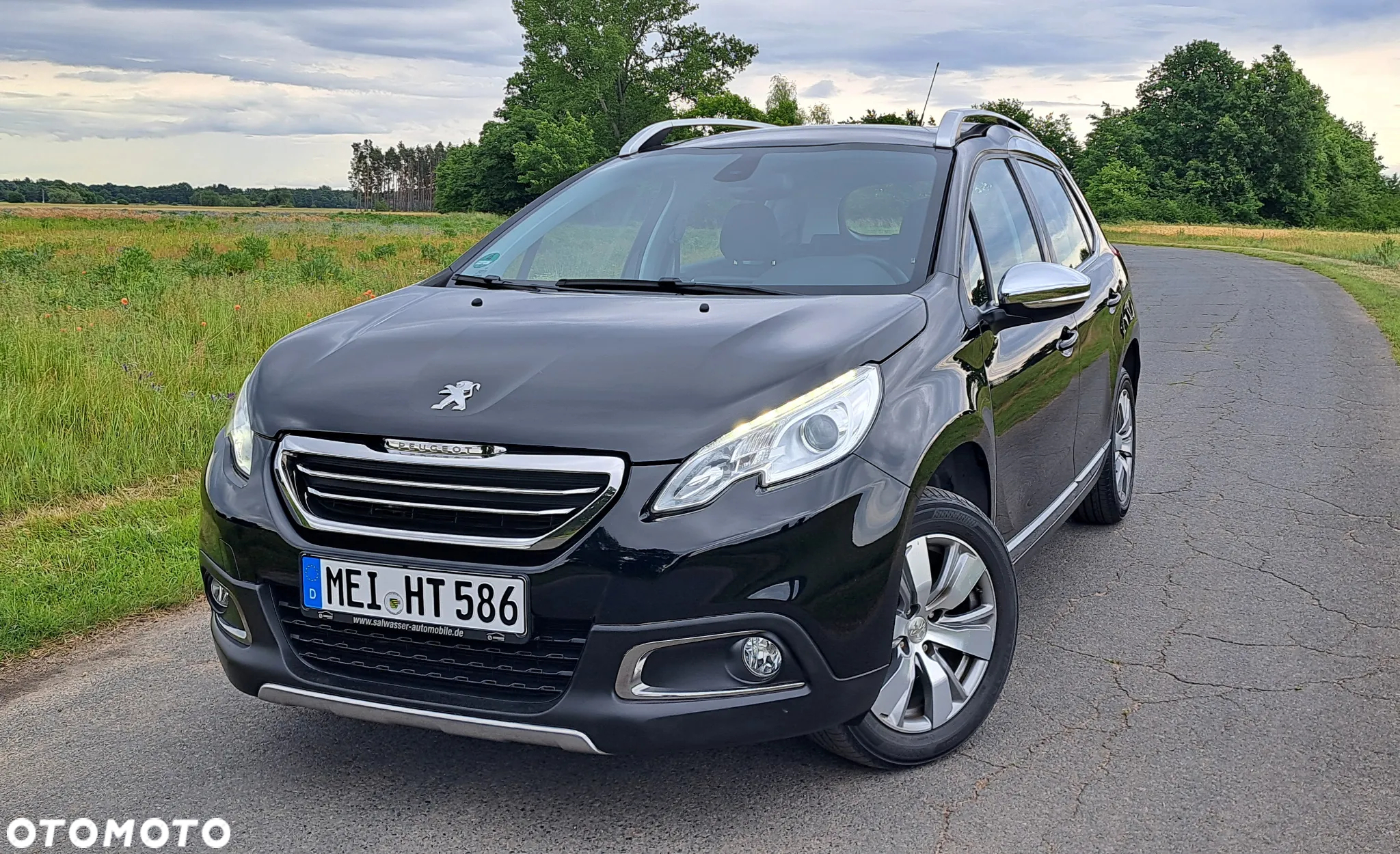 Peugeot 2008 - 8