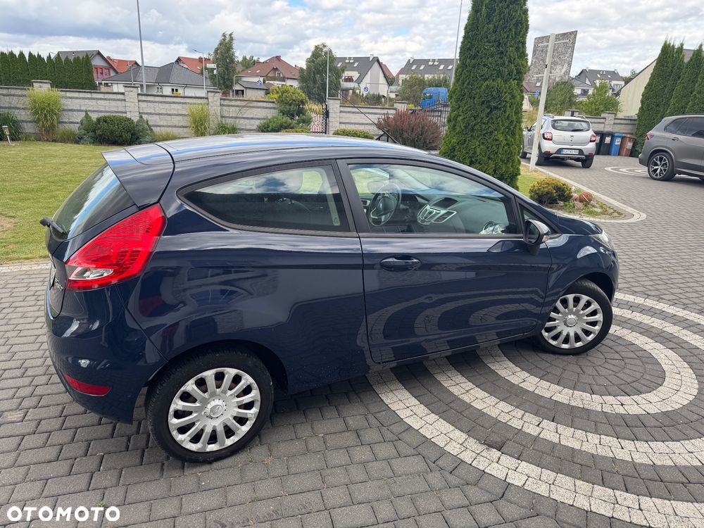 Ford Fiesta 1.25 Ambiente EU5 - 9